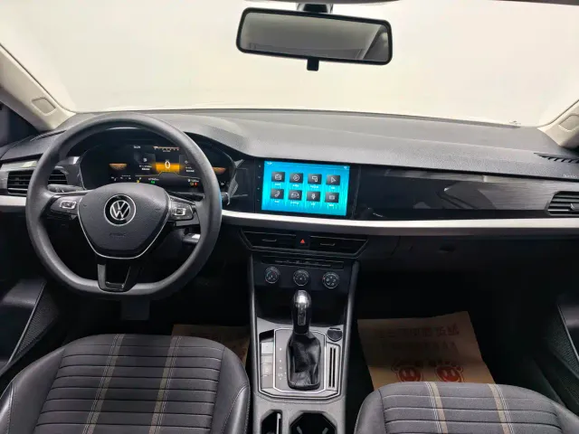 Volkswagen Lavida — Фото автомобиля 7