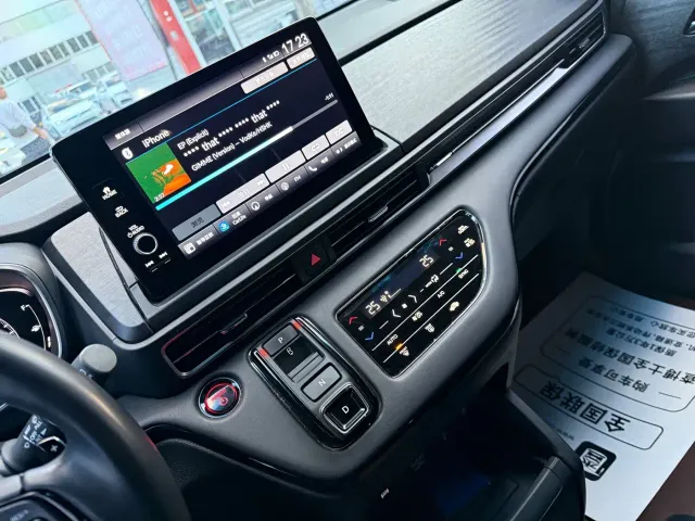Honda Elysion — Фото автомобиля 6