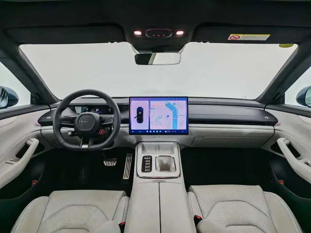 Xiaomi SU7 — Фото автомобиля 22