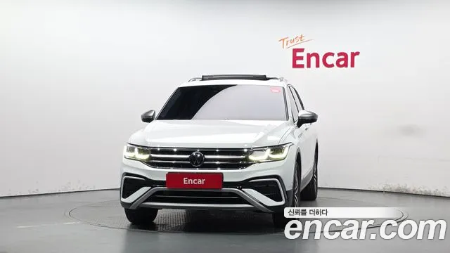 Volkswagen Tiguan — Фото автомобиля 3