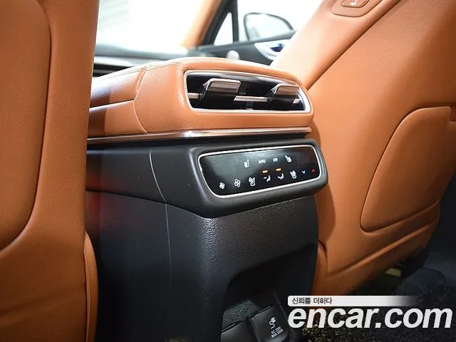 Genesis GV80 — Фото автомобиля 7
