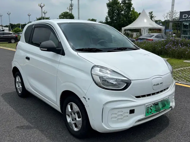 Roewe Clever — Фото автомобиля 2