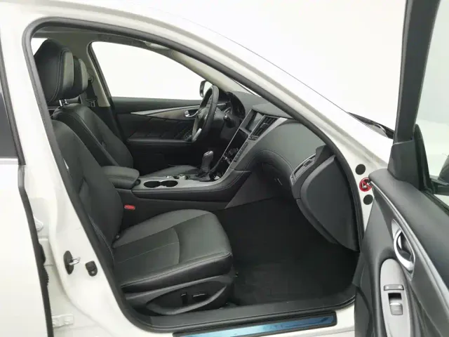 Infiniti Q50L — Фото автомобиля 23