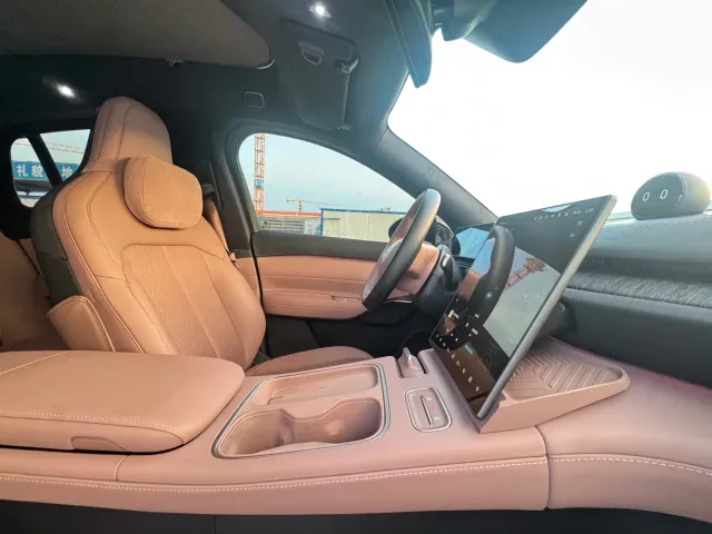 Nio EC6 — Фото автомобиля 19