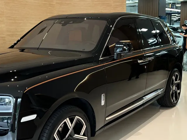 Rolls-Royce Cullinan — Фото автомобиля 5