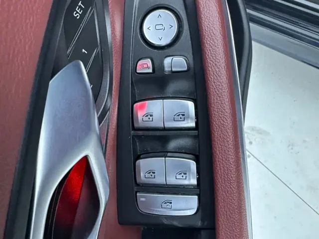 BMW 3 Series — Фото автомобиля 22