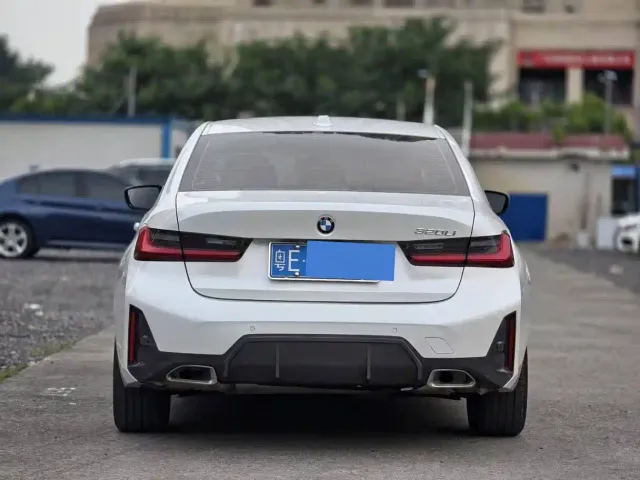 BMW BMW 3 Series 2023 320Li M Sport Package — Фото автомобиля 8