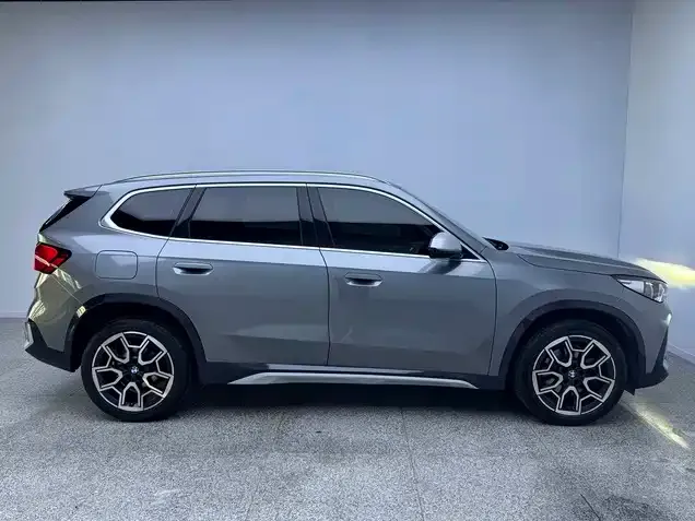 BMW X1 — Фото автомобиля 10