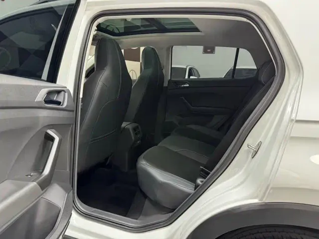Volkswagen T-Cross — Фото автомобиля 8
