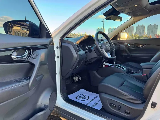 Nissan X-Trail — Фото автомобиля 7