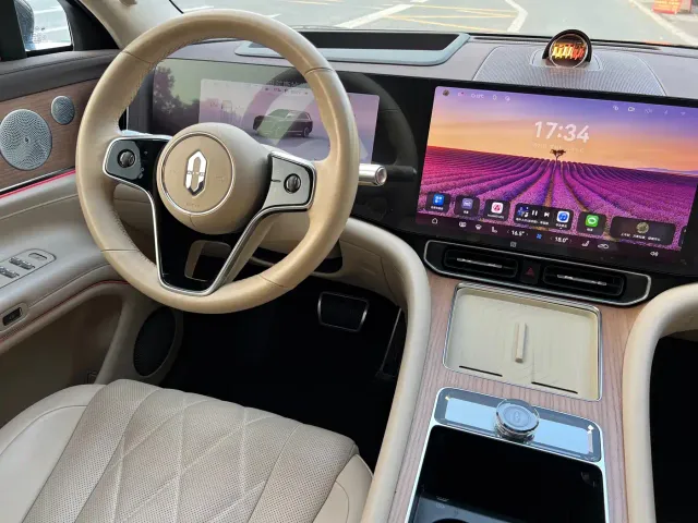 AITO Wenjie AITO M9 2024 Extended Range Ultra 42kWh 6-Seater — Фото автомобиля 23