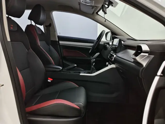 Geely Binyue — Фото автомобиля 9