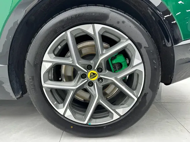 Lotus FOR ME — Фото автомобиля 8