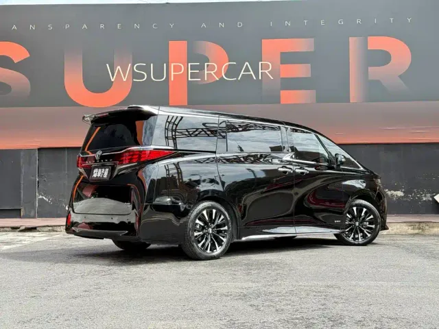 Toyota Alphard — Фото автомобиля 3