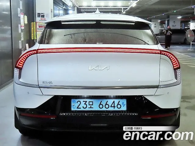 Kia EV6 — Фото автомобиля 5