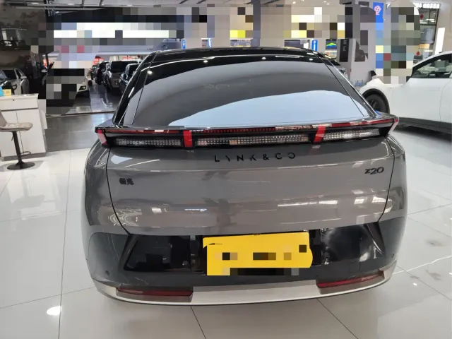 Lynk & Co Z20 — Фото автомобиля 19