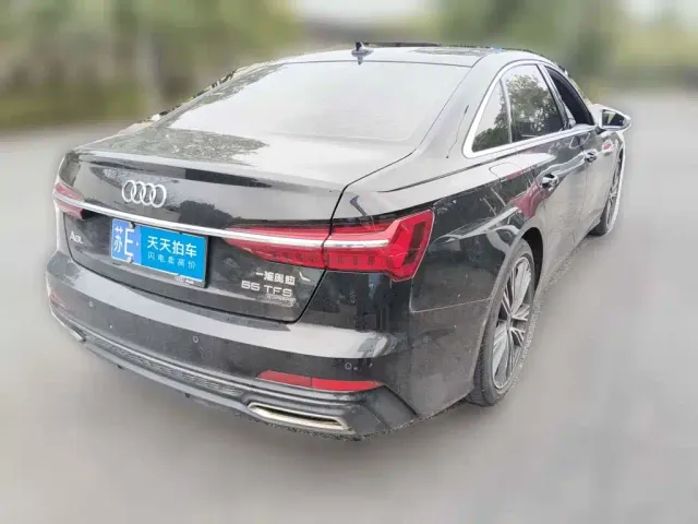 Audi A6L — Фото автомобиля 2