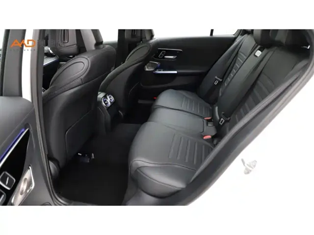 Mercedes-Benz C-Class — Фото автомобиля 7