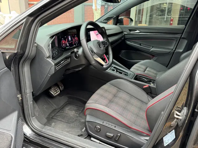 Volkswagen Golf GTI — Фото автомобиля 5