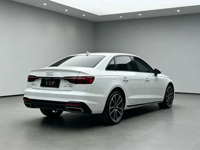 Audi A4L — Фото автомобиля 9