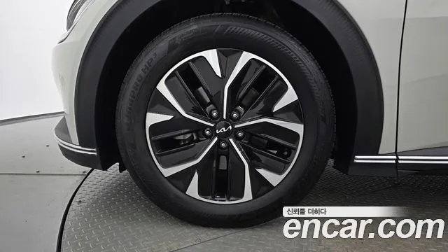 Kia EV6 — Фото автомобиля 5