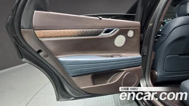Genesis G80 Бензин 3.5 турбо AWD — Фото автомобиля 24