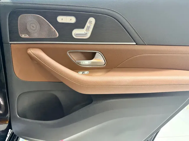 Mercedes-Benz GLS-Class — Фото автомобиля 20