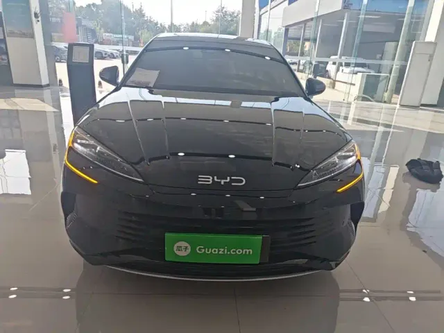 BYD Seal — Фото автомобиля 2