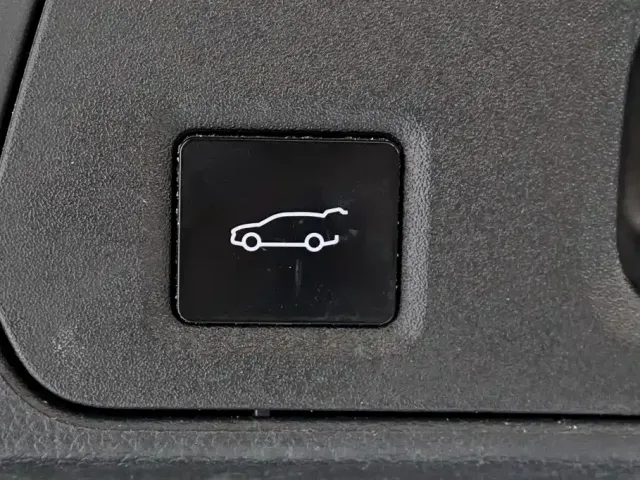 NIO NIO ES8 2022 Model 75kWh 6-Seater — Фото автомобиля 22