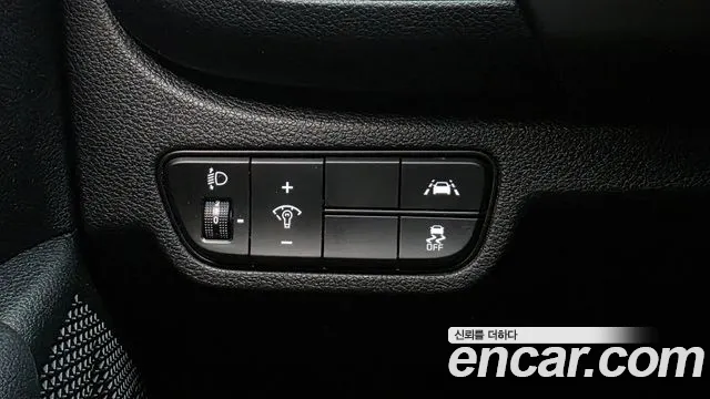 Kia Seltos — Фото автомобиля 27