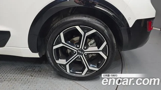 Kia Niro The All New Niro Signature — Фото автомобиля 21