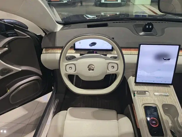 Nio ET7 — Фото автомобиля 10
