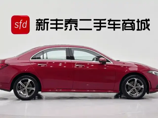 Mercedes-Benz A-Class — Фото автомобиля 3