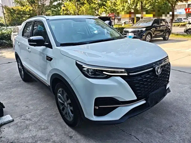 Changan CS55 Plus — Фото автомобиля 3