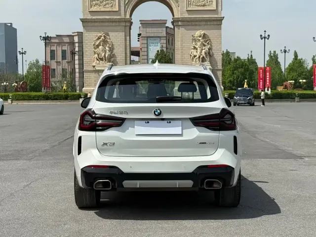 BMW X3 — Фото автомобиля 8