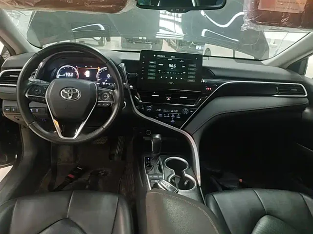 Toyota Camry — Фото автомобиля 9