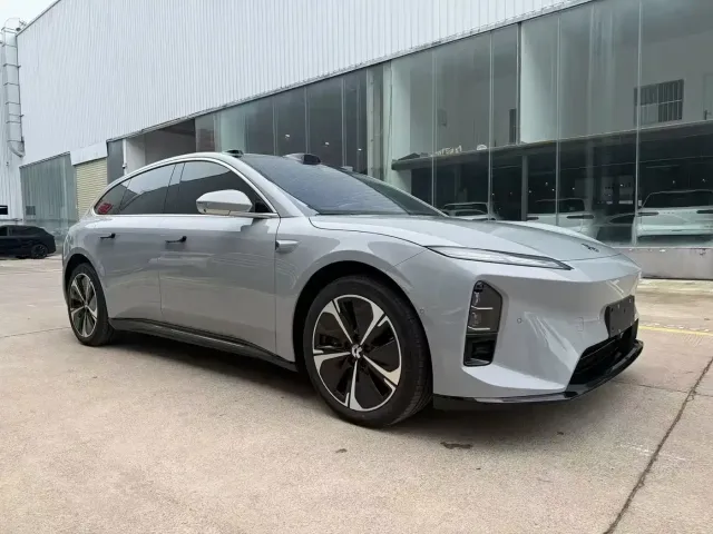 Nio ET5 Touring — Фото автомобиля 3