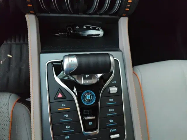 BYD Yuan PLUS — Фото автомобиля 10