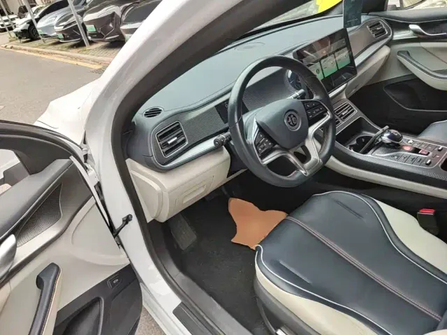 BYD Qin PLUS — Фото автомобиля 15