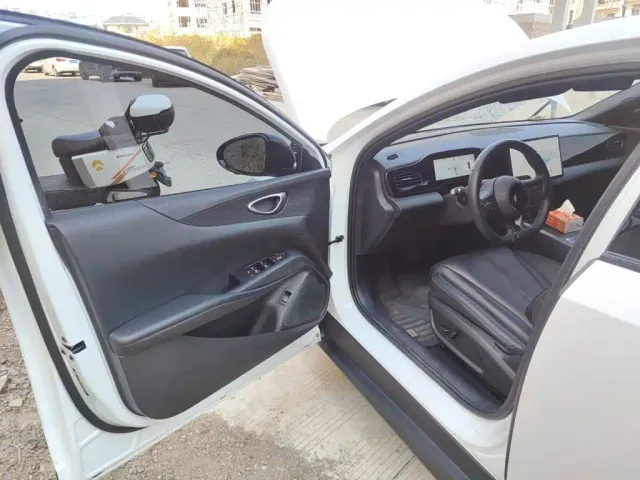 BYD Seal 06 — Фото автомобиля 13