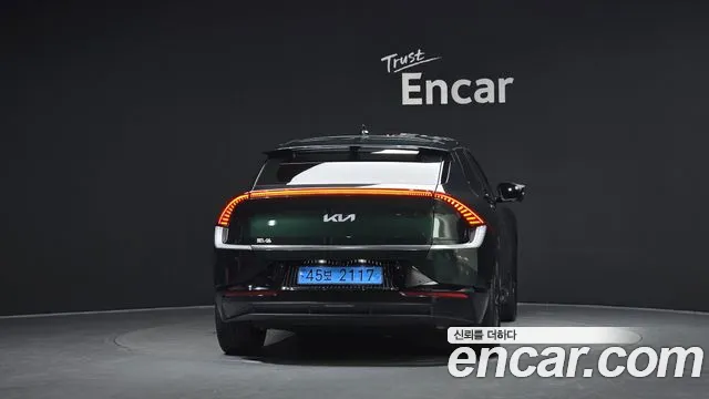 Kia EV6 — Фото автомобиля 4