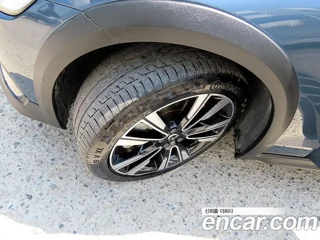 Вольво V60 V60 Cross Country 2 поколение B5 Ultimate AWD — Фото автомобиля 20
