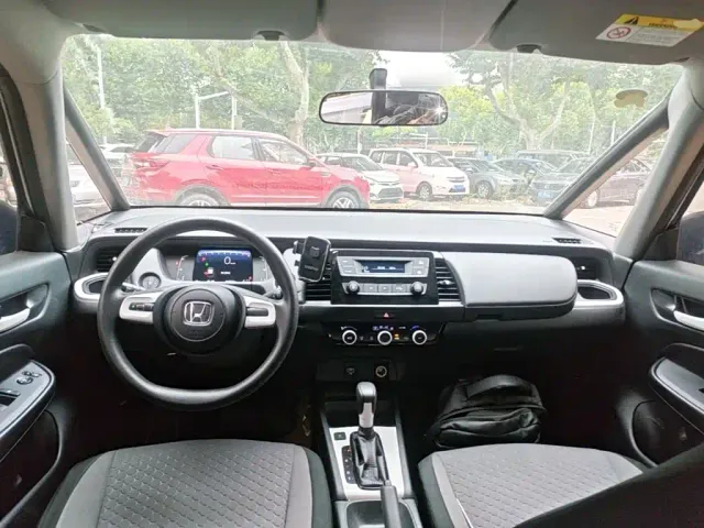 Honda Fit — Фото автомобиля 9