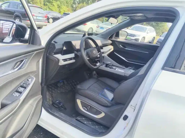 Changan CS75 Plus — Фото автомобиля 8
