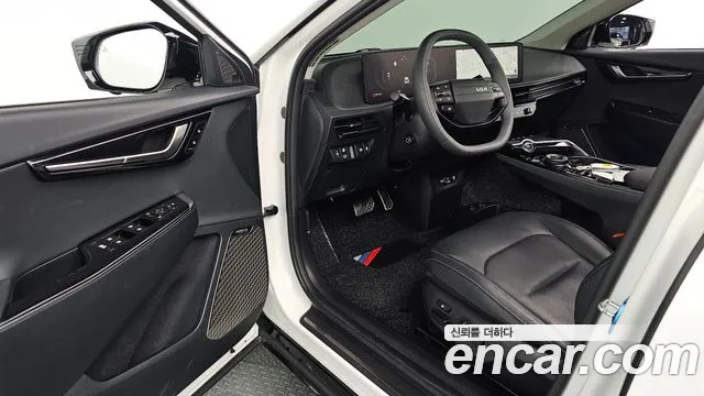 Kia EV6 EV6 (New) — Фото автомобиля 11