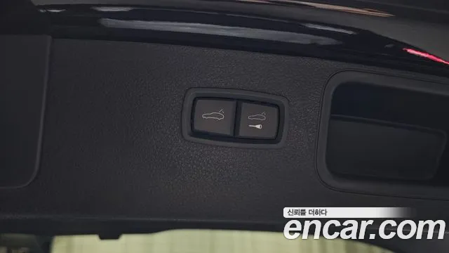 Porsche Macan — Фото автомобиля 29