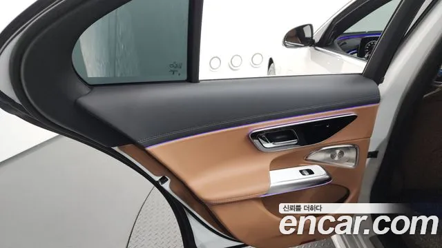 Mercedes-Benz E-Class E-класс W214 E300 4MATIC Exclusive — Фото автомобиля 24