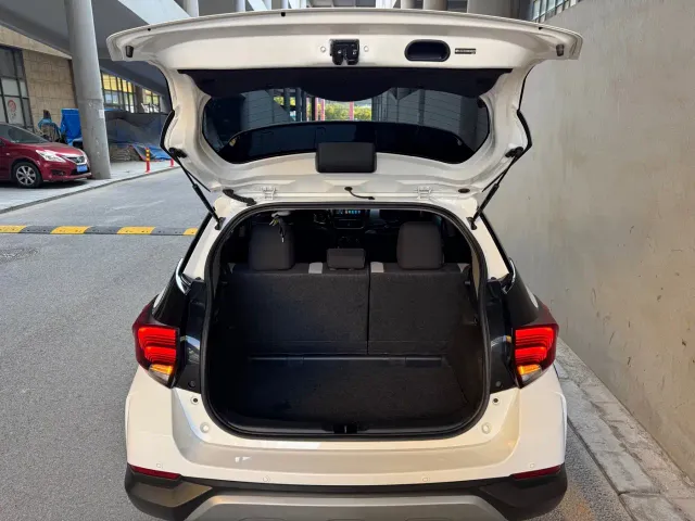Toyota YARiS L Zhi Xuan — Фото автомобиля 17