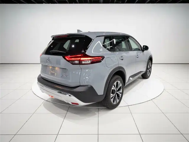 Nissan X-Trail — Фото автомобиля 6