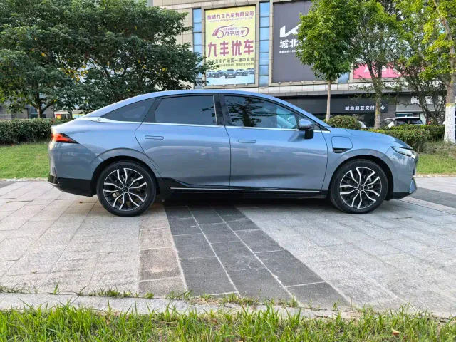 Xpeng P5 — Фото автомобиля 7